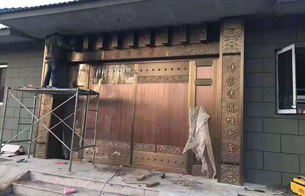 為什么要選擇銅門(mén)